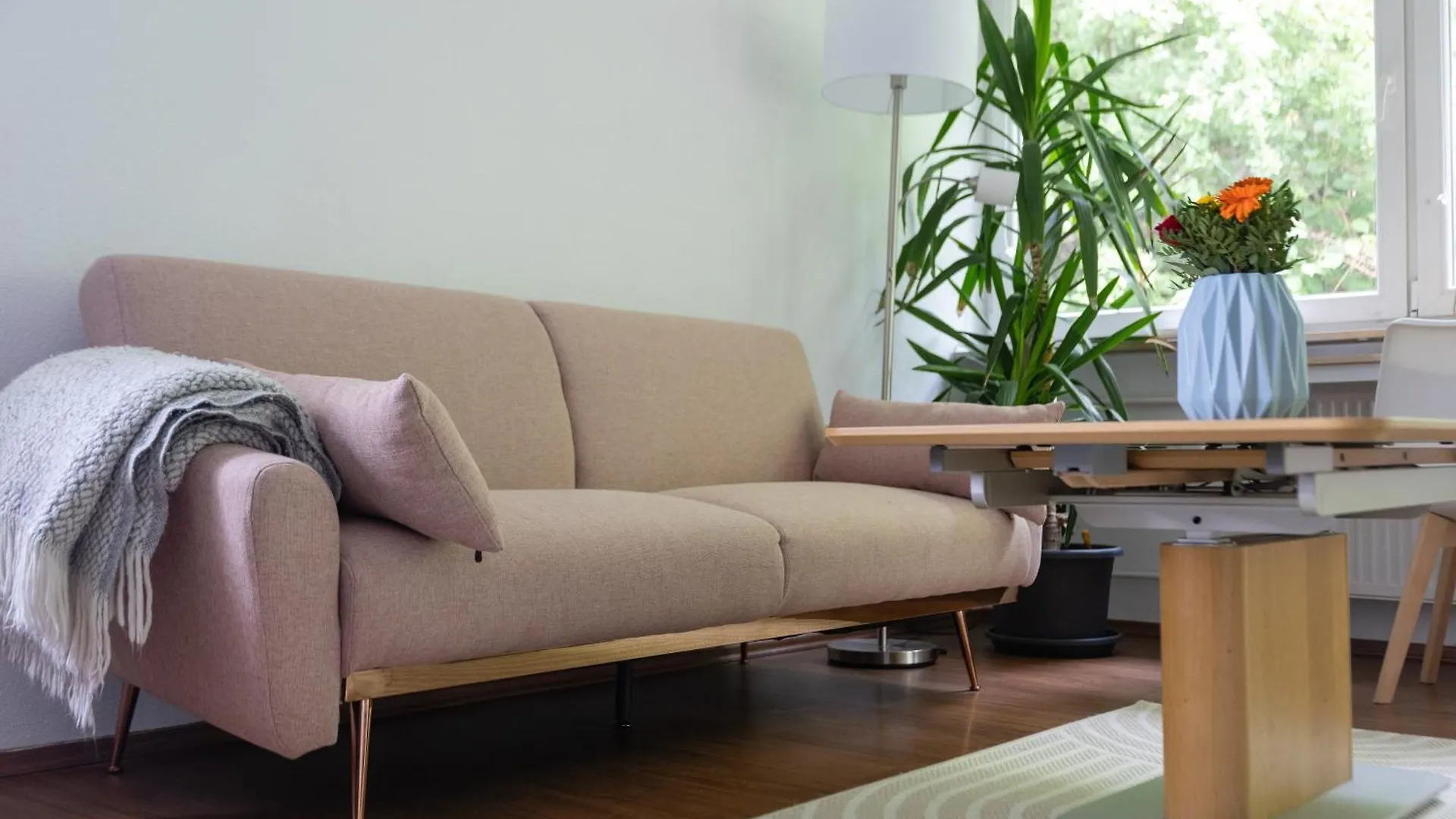 Gemuetliche Wohnung Staedtnaehe Mit Netflix Und Stellplatz 科堡